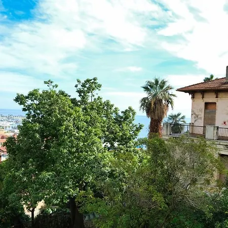 Apartment Saffi House