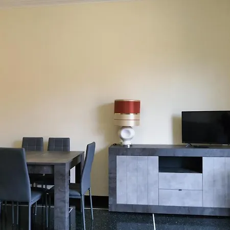Saffi House *